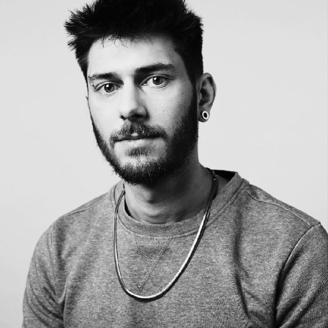 Simone Liberati Mira!
